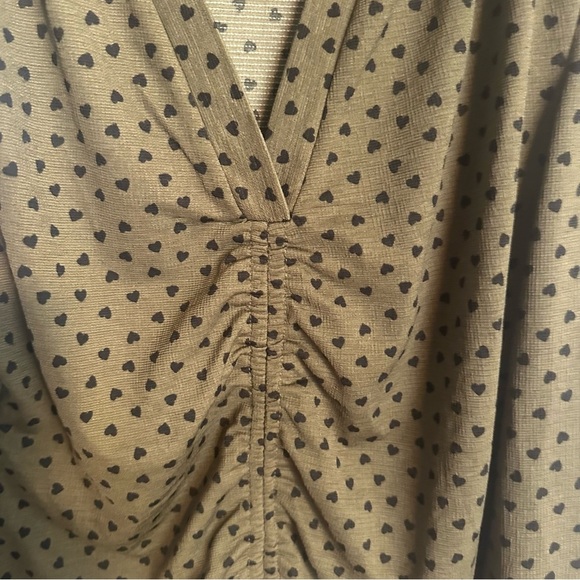 Adrianna Papell Olive Blouse with Black Dots - Picture 3 of 7